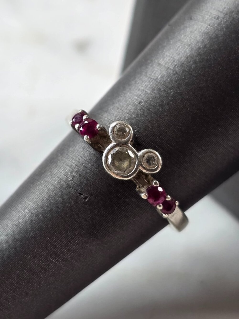 Womens Vintage Estate Sterling Silver Disney Mickey Mouse Ruby Ring 2.6g E4018